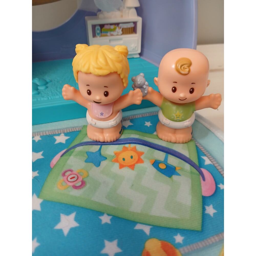 Fisher-Price Little People Cuddle & Play Nursery play set - Picture 3 of 9